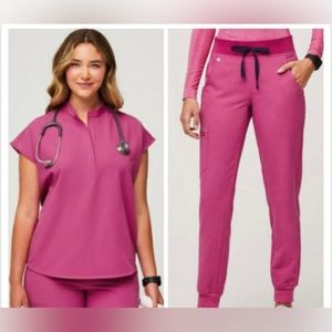 Electric Orchid Figs Scrub Set